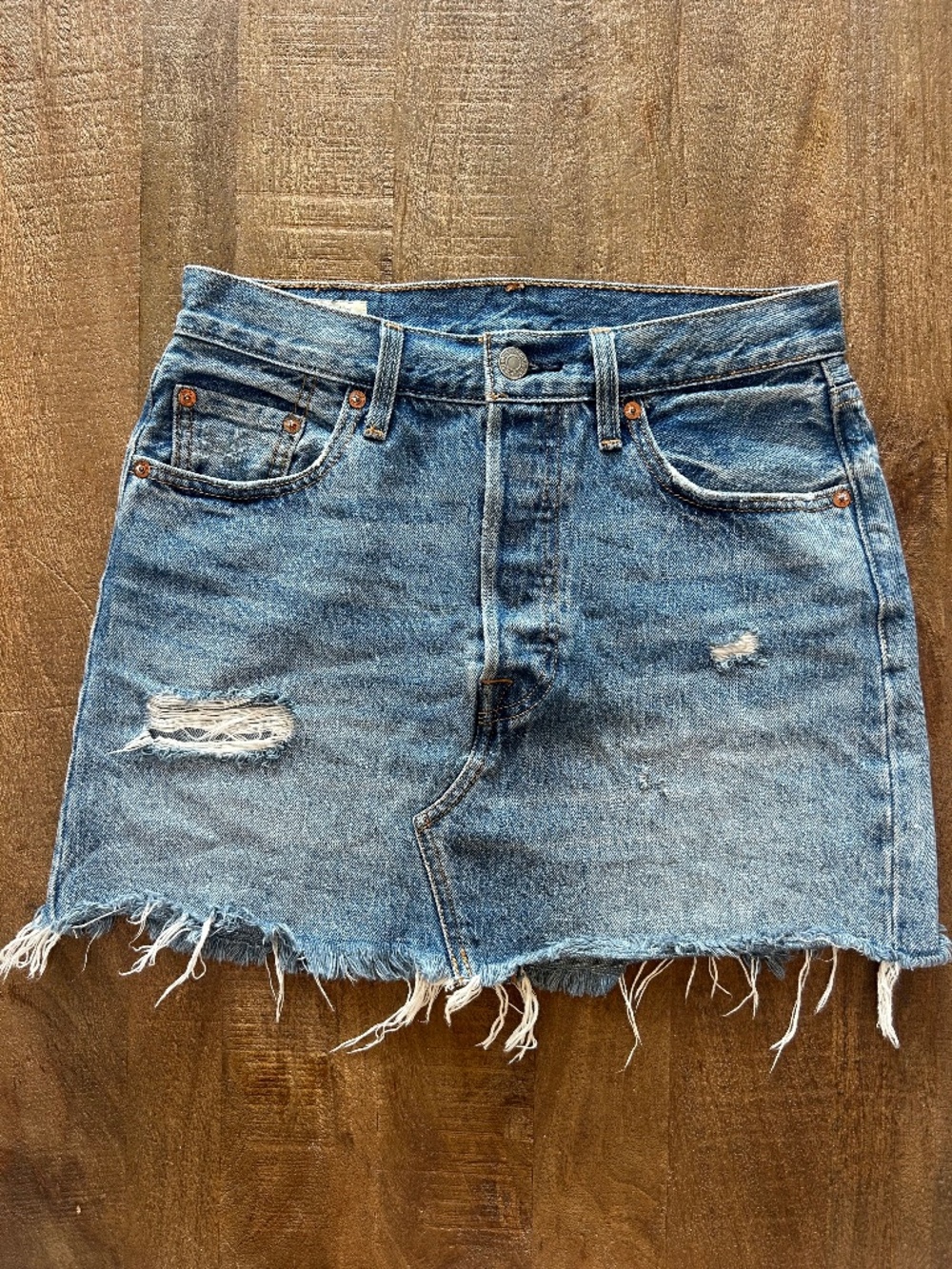 Levis denim skirt size 25, big e premium line